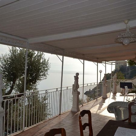 Villa Petit Ludovica ราเวลโล ภายนอก รูปภาพ