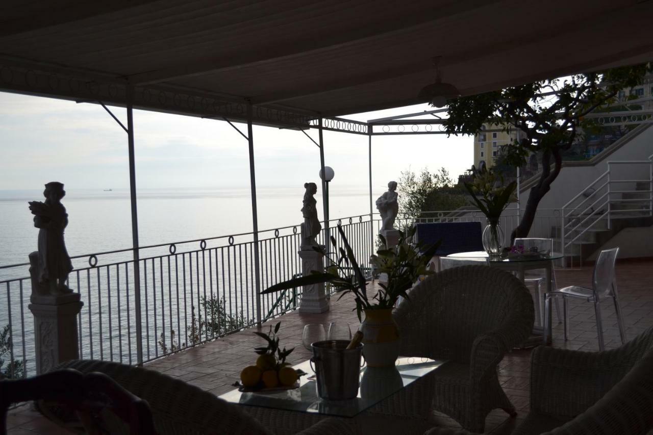 Villa Petit Ludovica ราเวลโล ภายนอก รูปภาพ