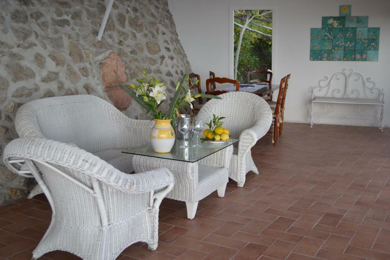 Villa Petit Ludovica ราเวลโล ภายนอก รูปภาพ