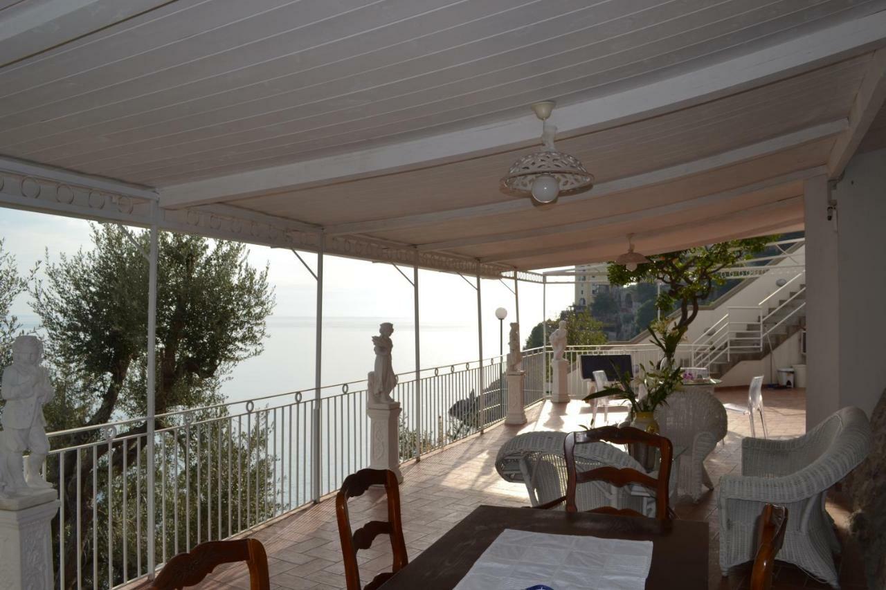 Villa Petit Ludovica ราเวลโล ภายนอก รูปภาพ