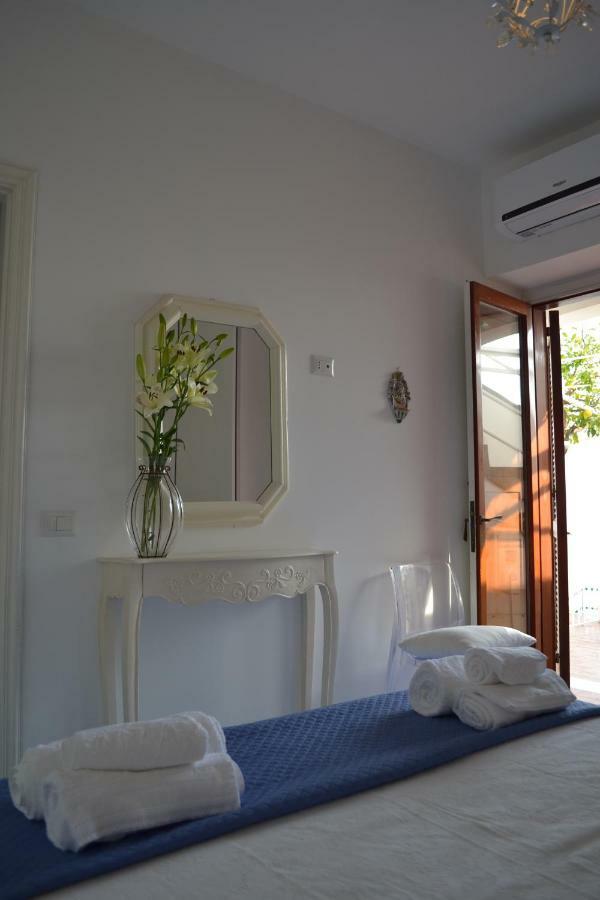 Villa Petit Ludovica ราเวลโล ภายนอก รูปภาพ