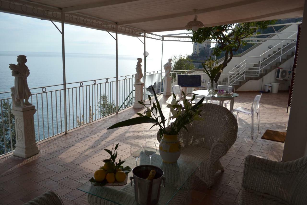 Villa Petit Ludovica ราเวลโล ภายนอก รูปภาพ