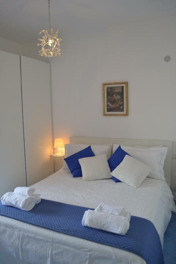 Villa Petit Ludovica ราเวลโล ภายนอก รูปภาพ