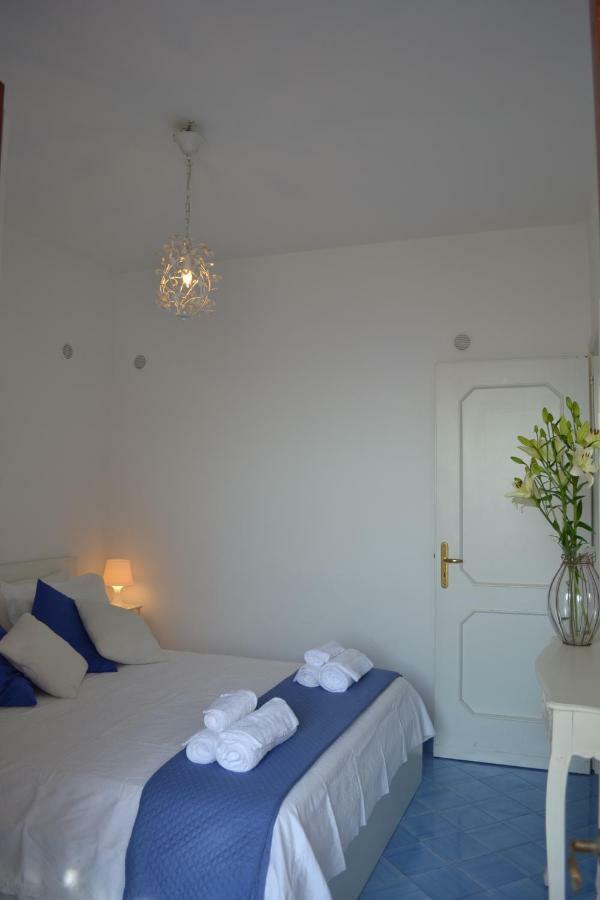 Villa Petit Ludovica ราเวลโล ภายนอก รูปภาพ
